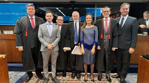 José Silvério Perdigão é homenageado em Sessão Solene da Câmara de Procuradores de Justiça do MPMG